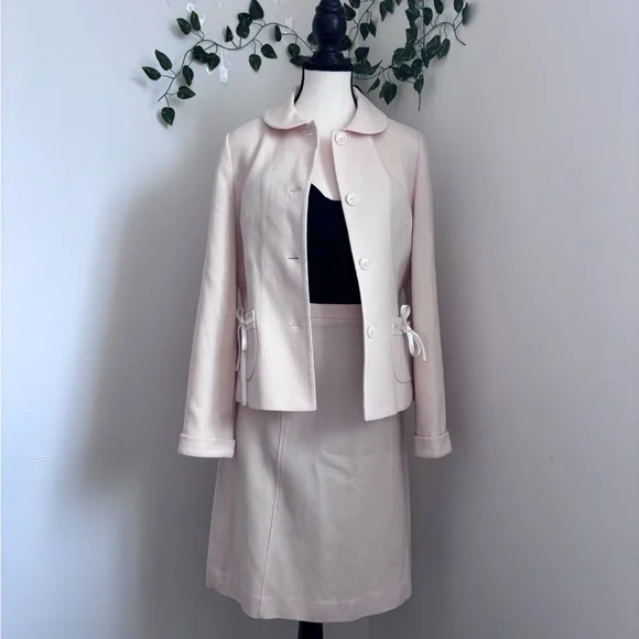 Elegant Cream Pencil Skirt Suit Set with Blazer size US6-8 - Picture 7 of 10